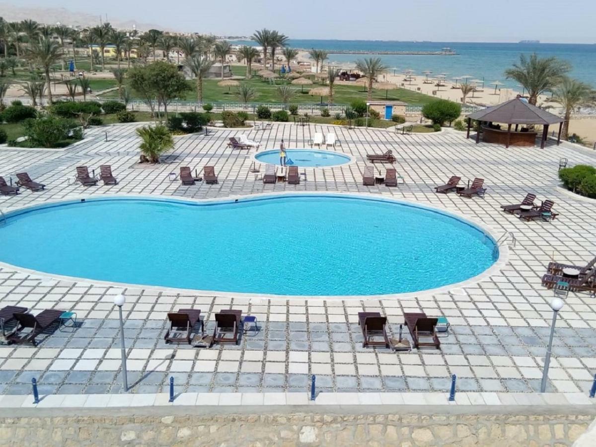 Amigo El-Sokhna Hotel Ain Sukhna Bagian luar foto